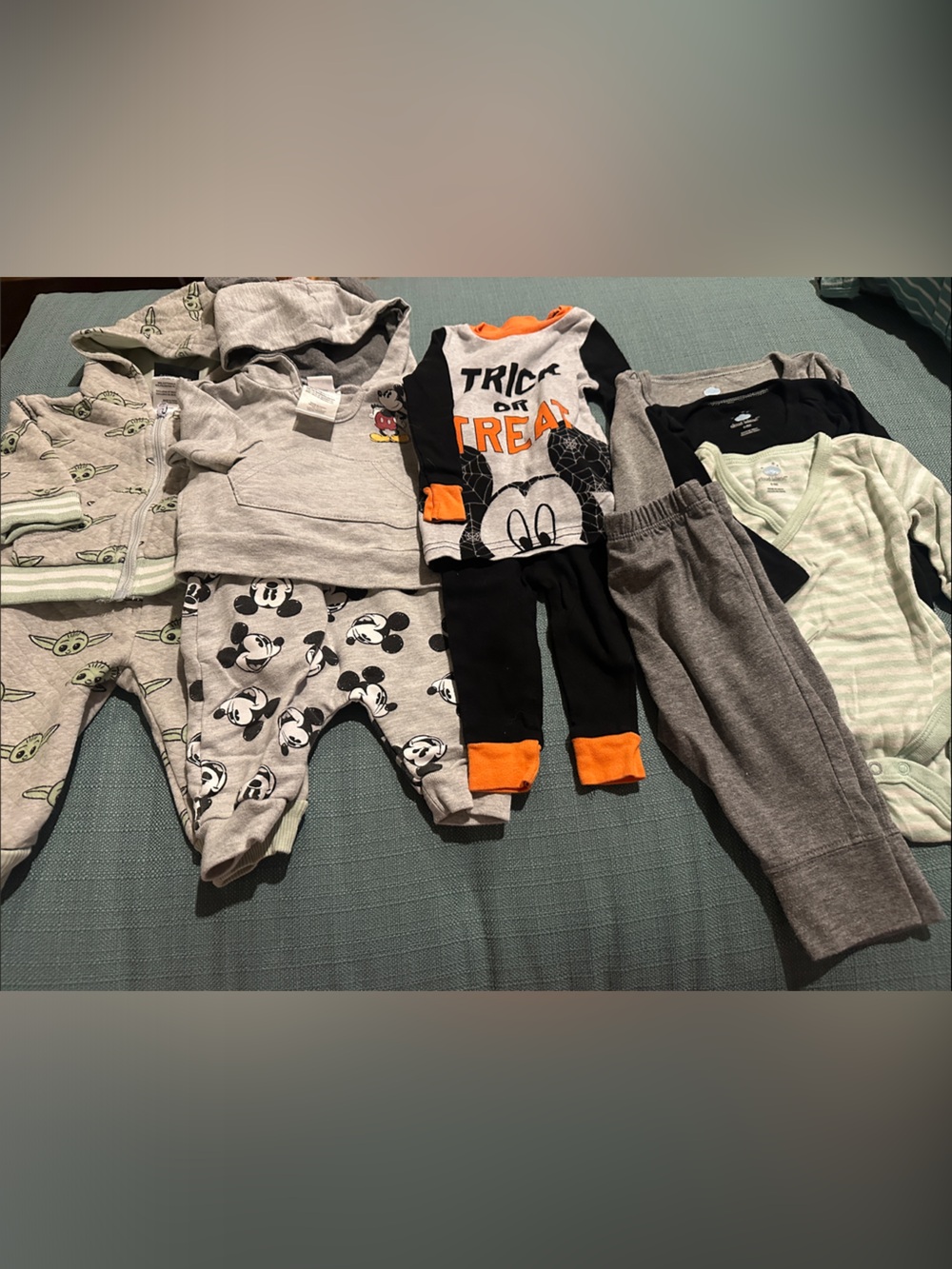 Disney Gray & Black Mickey Halloween Joggers Set 0-3month